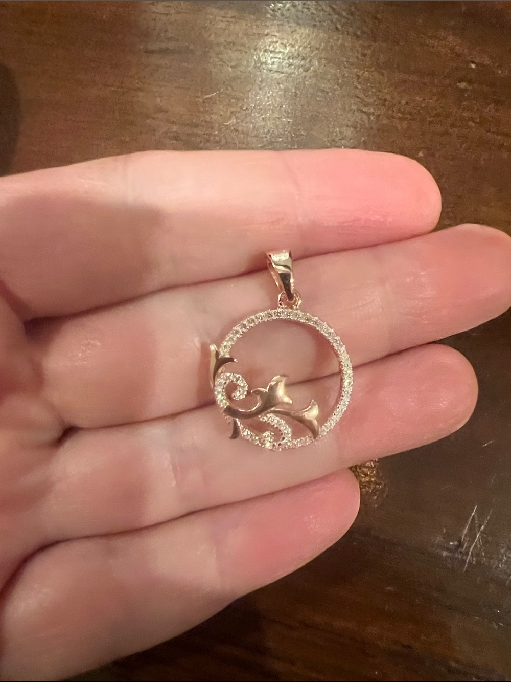 Delicate Rose Gold Floral Circle Pendant Necklace